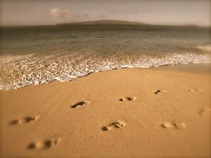 Rays Of Wisdom - Words Of Hope And Encouragement - Footprints